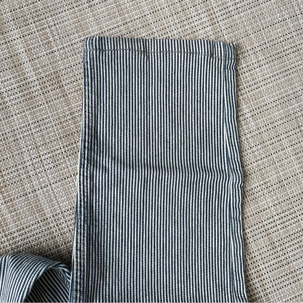 Women’s 524 Levi’s Denim Jeans - Picture 2 of 3